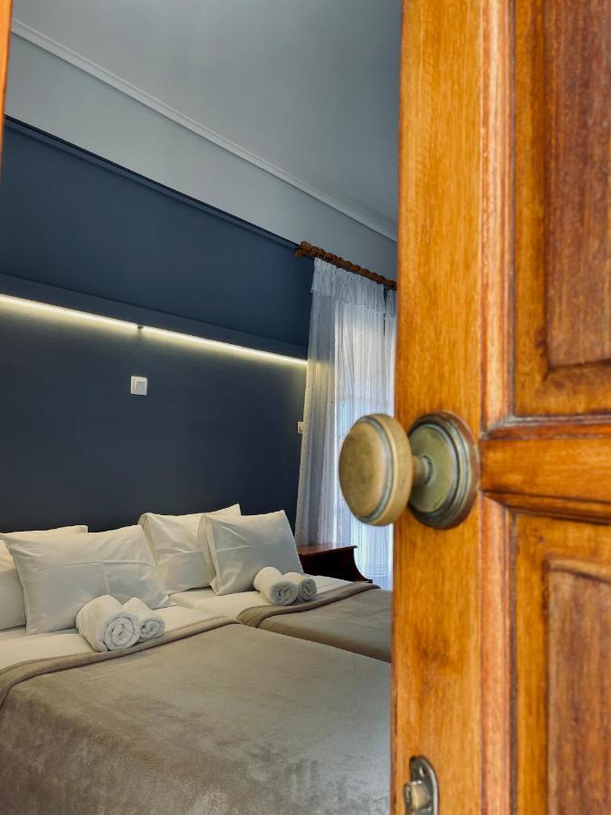 Guesthouse Lykourgos Mavrommation Bagian luar foto
