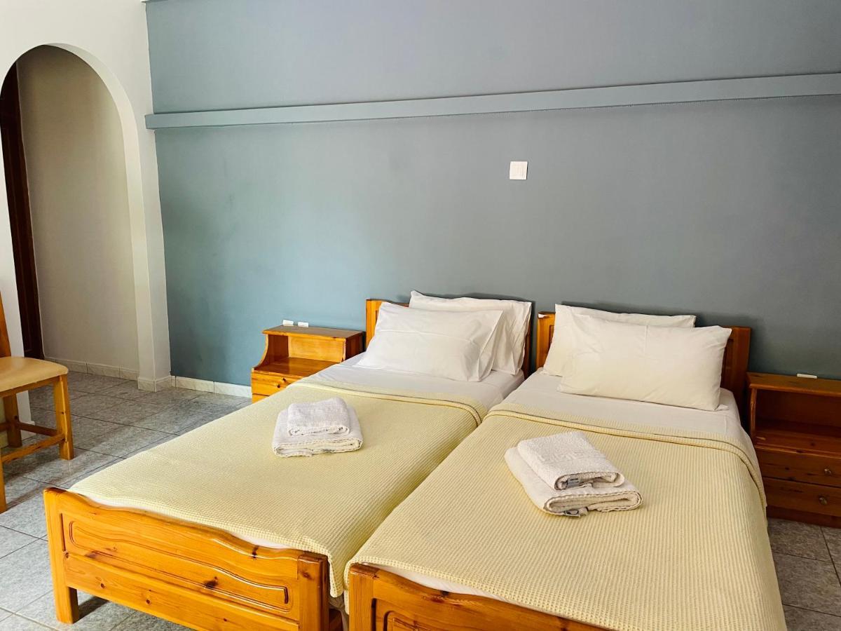 Guesthouse Lykourgos Mavrommation Bagian luar foto