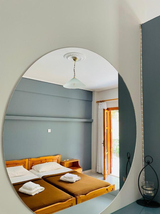 Guesthouse Lykourgos Mavrommation Bagian luar foto